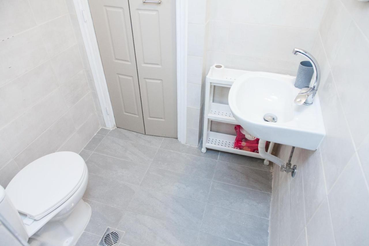 Brand New, Cheerful Apartment In Central アテネ エクステリア 写真
